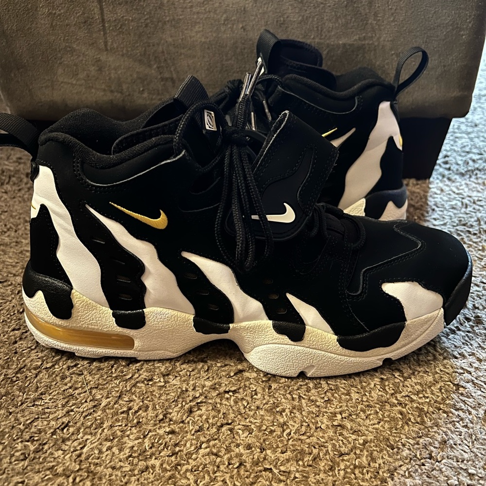 2013 Nike Air DT Max “96 “Deion Sanders” 10 100% Authentic SOLD SOLD SOLD SOLD - Picture 3 of 8
